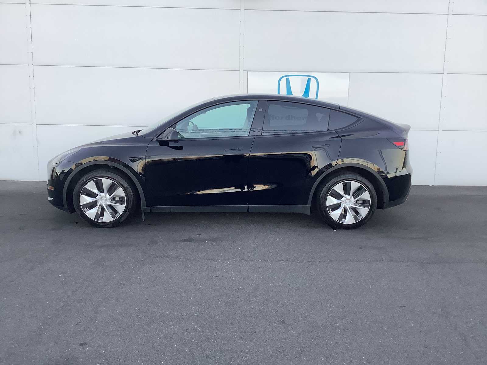tesla model y 2023 7SAYGDEE1PF836151 image tesla model y 2023 7SAYGDEE1PF836151 image